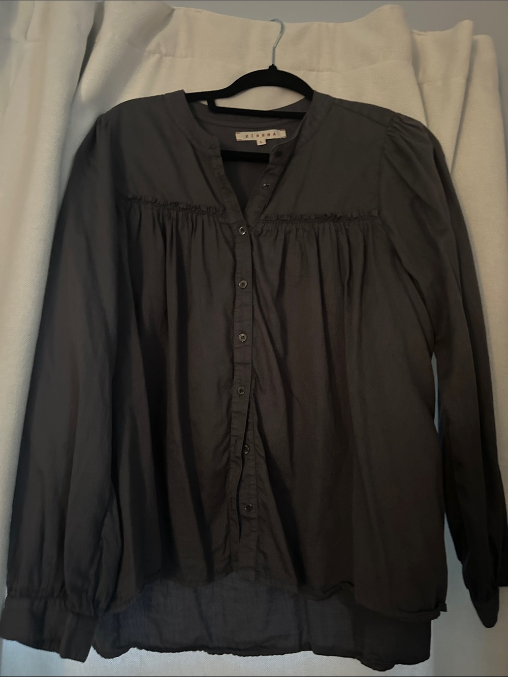 XiRENA Black Long-Sleeve Button Front Tunic